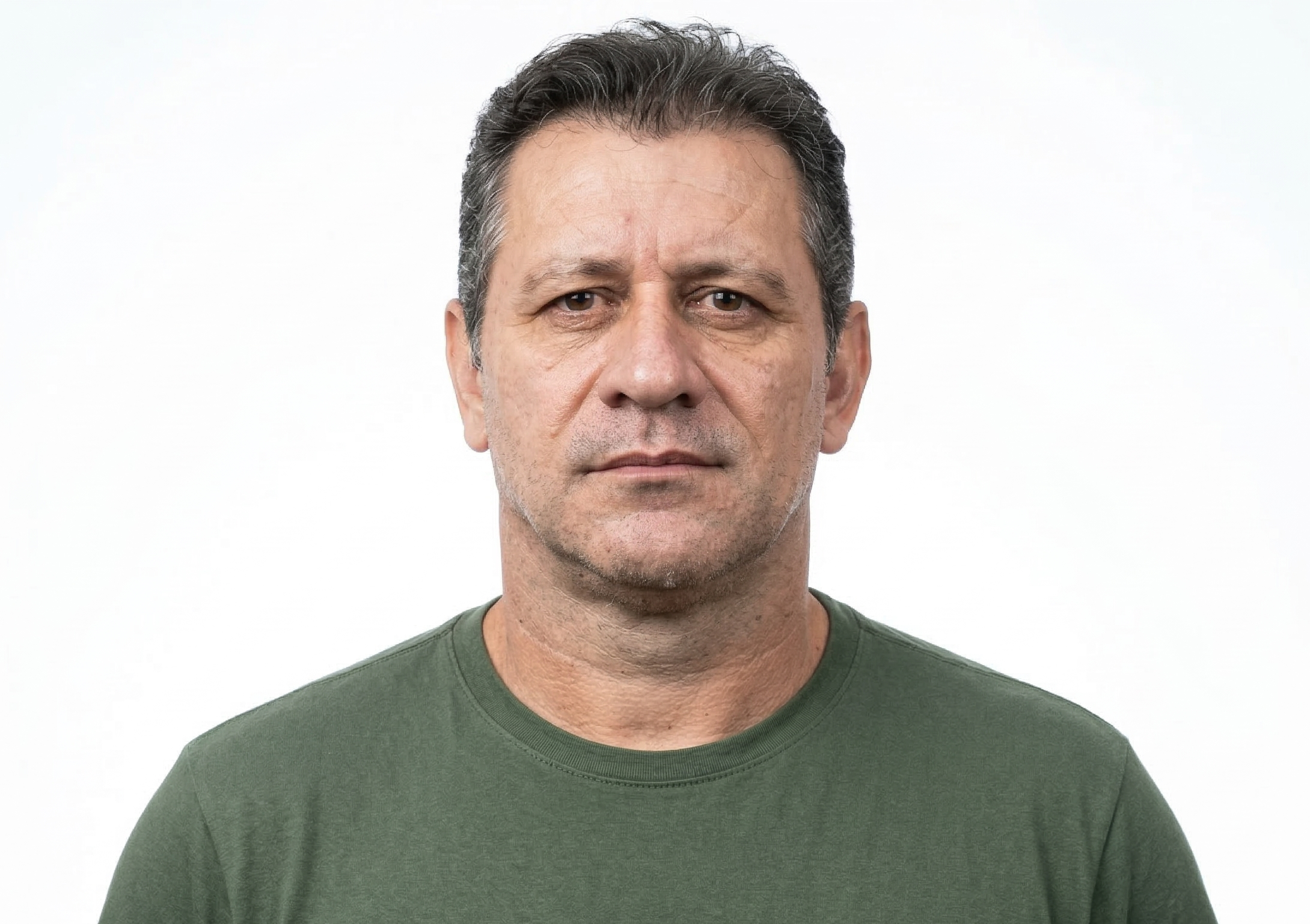 Uberlândia anuncia técnico Rogério Henrique