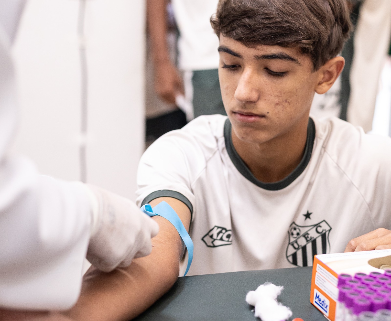 Em parceria com a Labormed, categorias de base realizam exames laboratoriais no CT