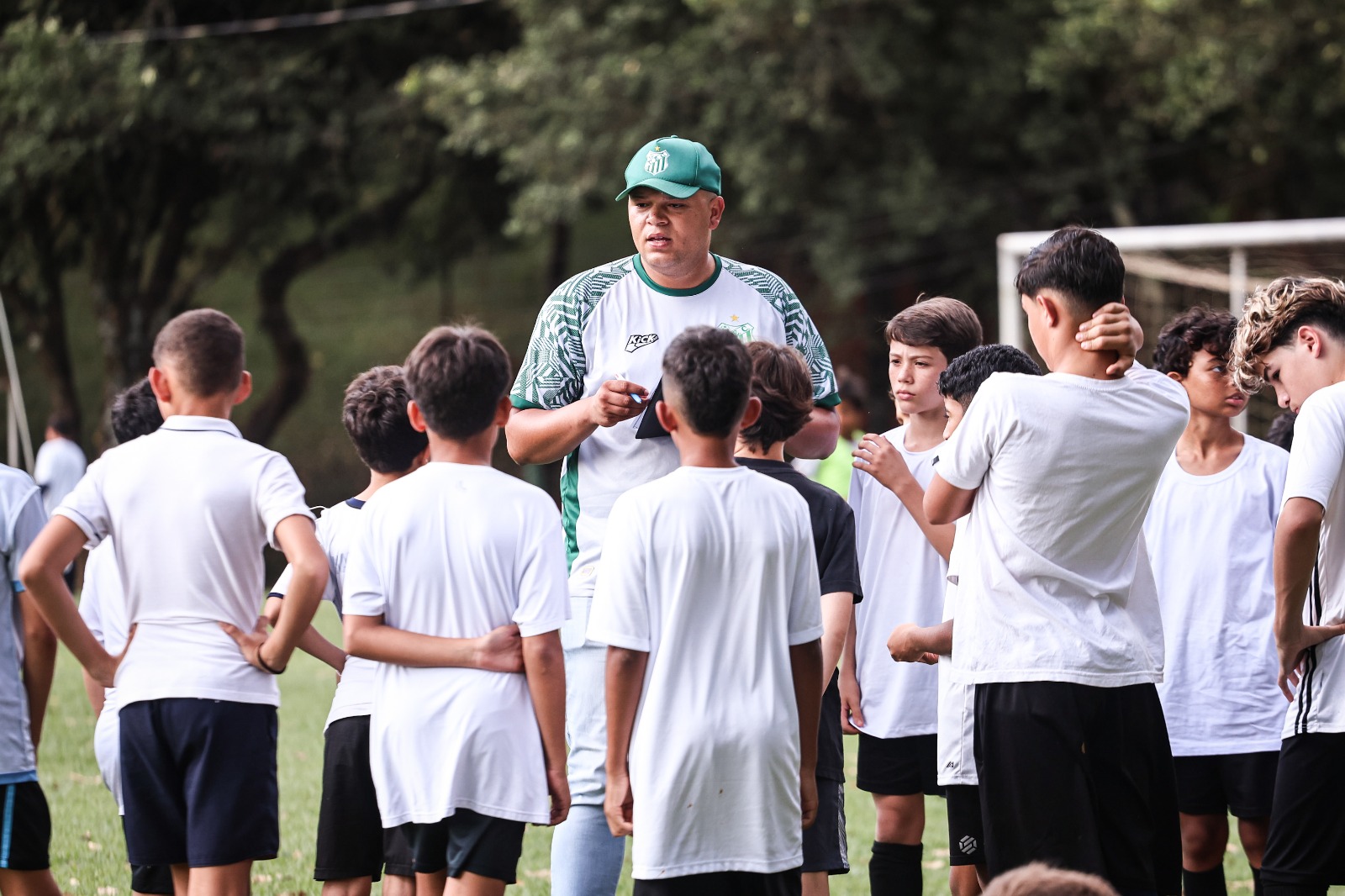 Uberlândia/Futel realiza seletiva para categoria sub-12