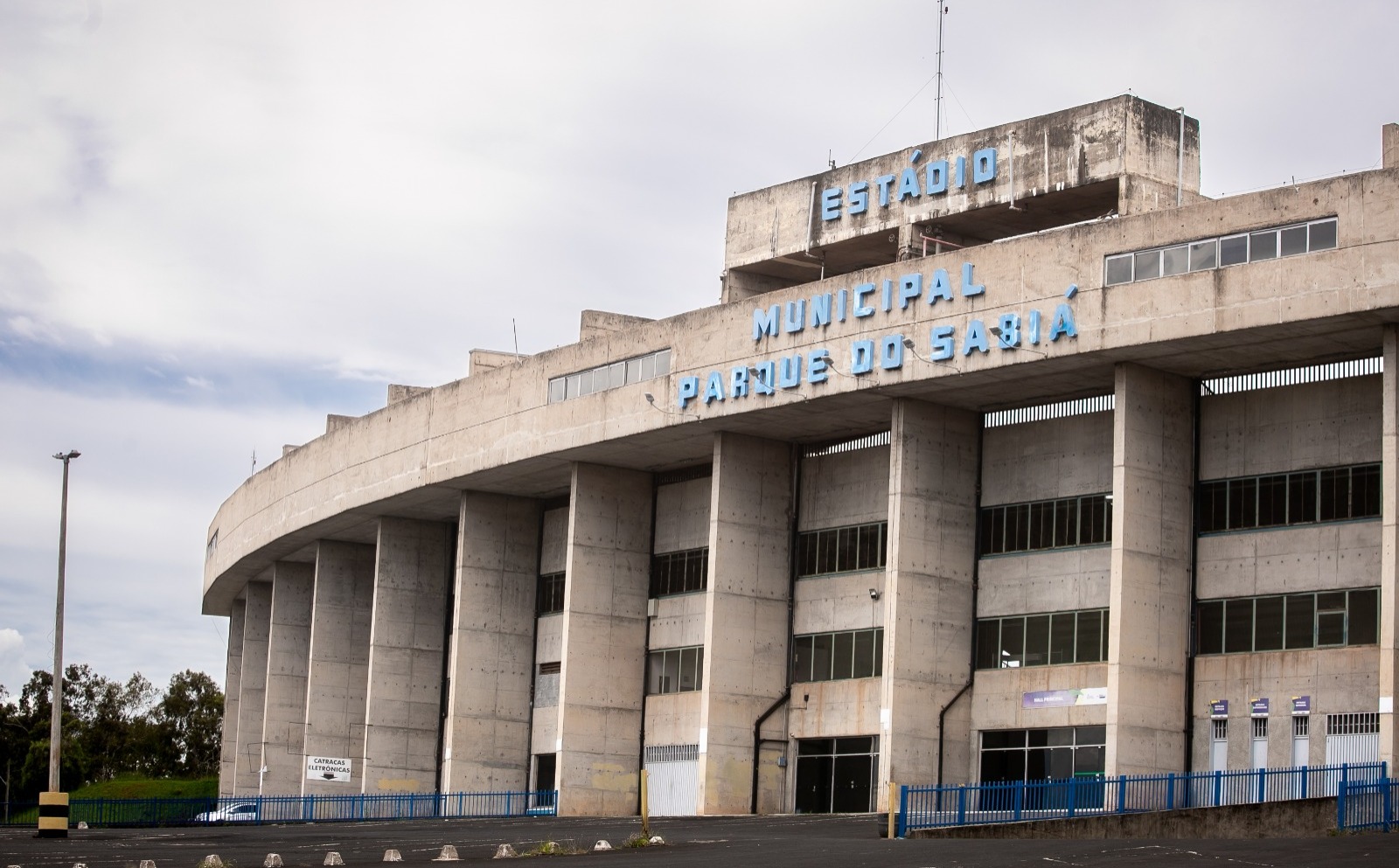 Confira como fica o estacionamento para o jogo entre Uberlândia e Betim