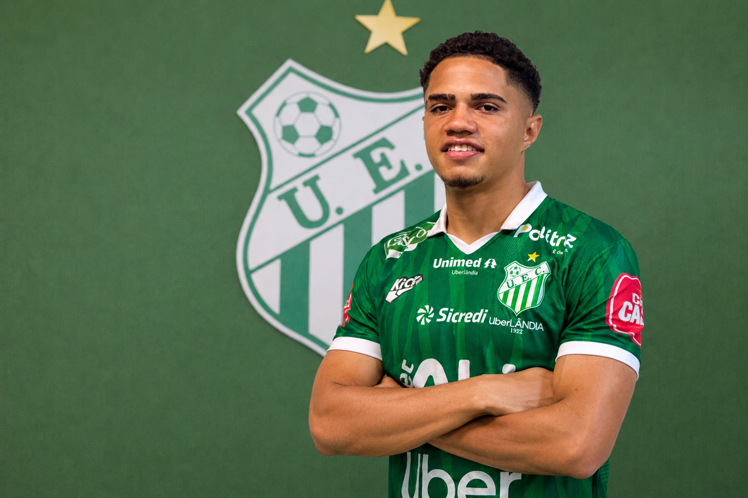 Uberlândia contrata meia-atacante Jhonatan para a sequência da Série D