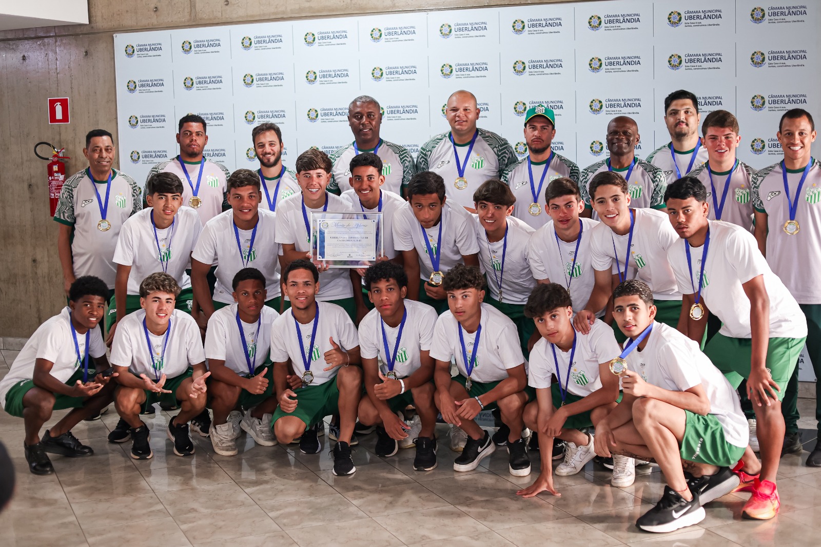 Uberlândia SAF recebe homenagens na Câmara Municipal